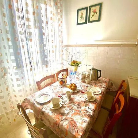 Il Girasole شقة توليي